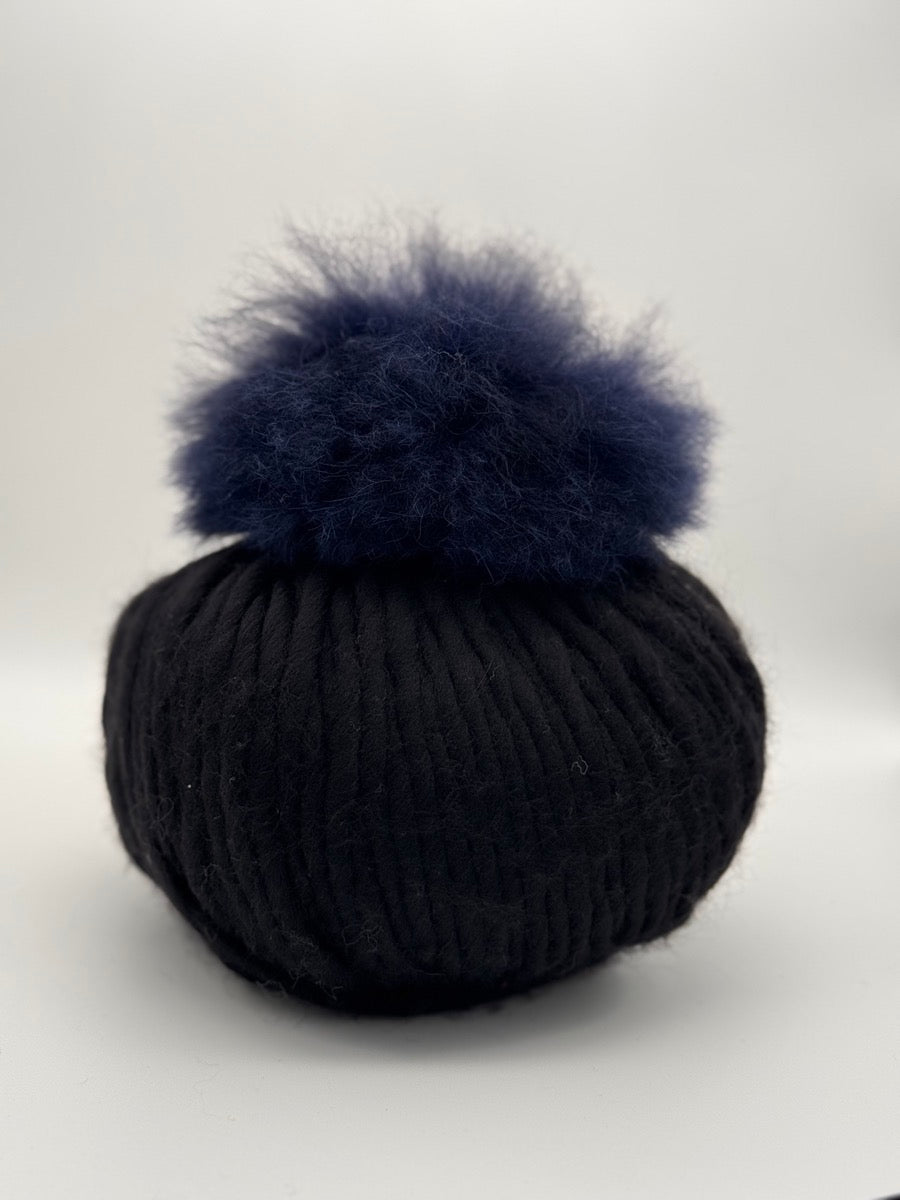 Elizabeth Beanie – Yarn + Pattern Kit