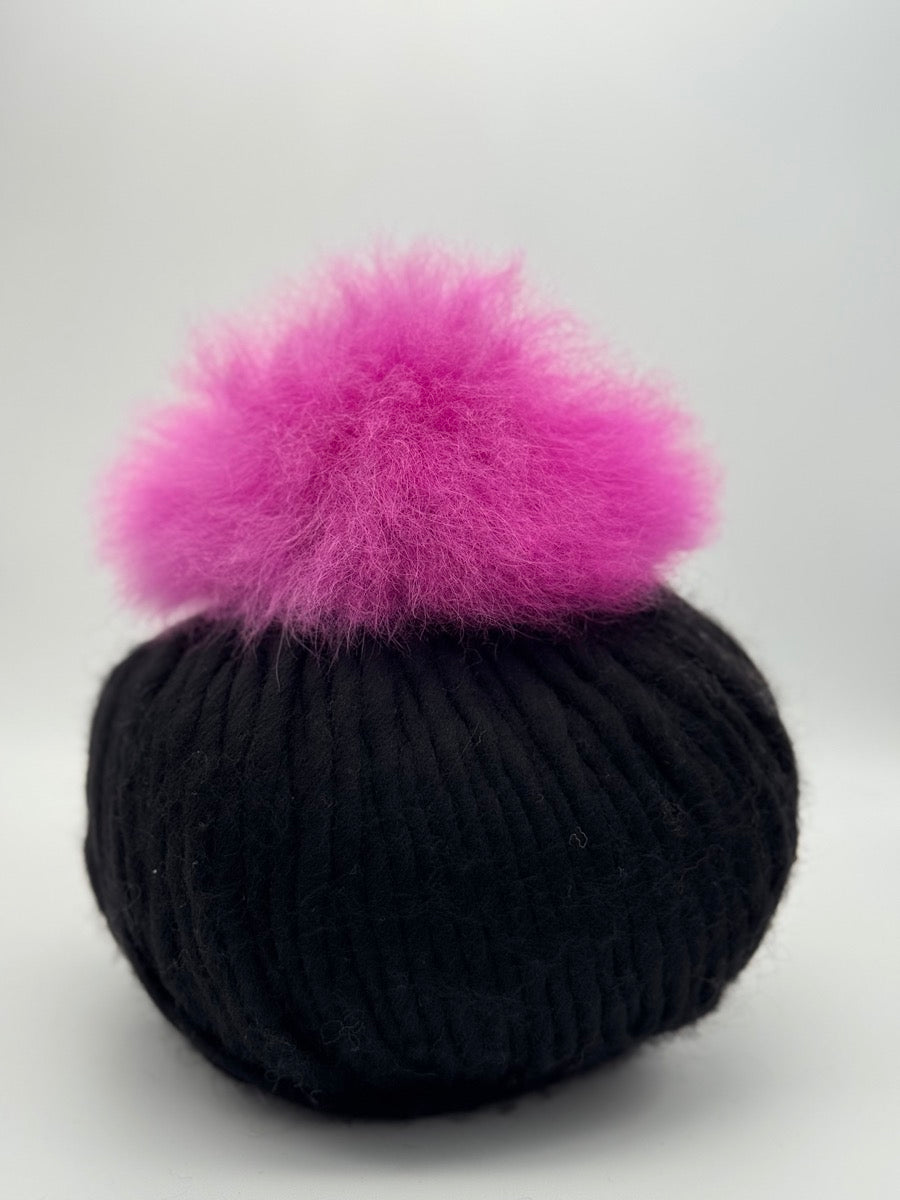 Elizabeth Beanie – Yarn + Pattern Kit