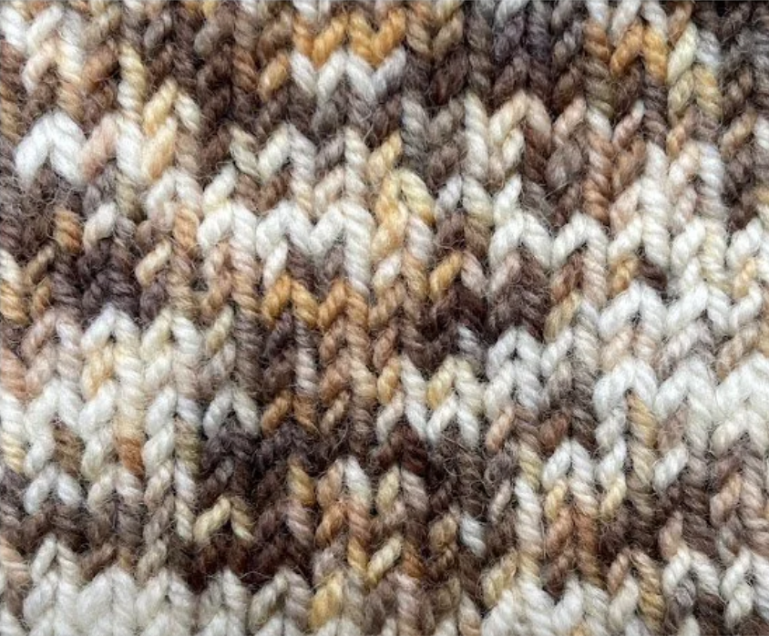 Round Mountain Fibers Willow Worsted