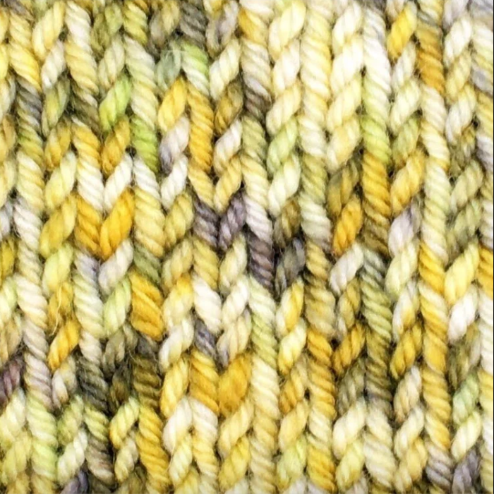 Round Mountain Fibers Willow Worsted