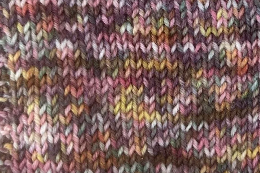 Round Mountain Fibers Willow Worsted