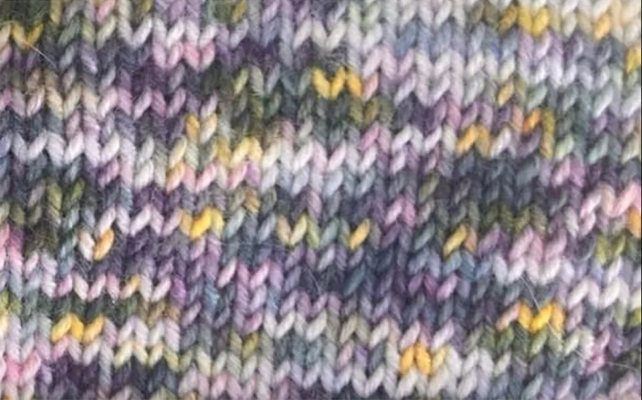 Round Mountain Fibers Willow Worsted