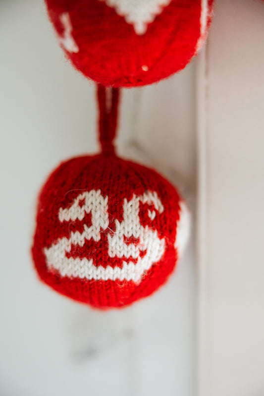 K310 - Knit a Holiday Ornament (12/14)